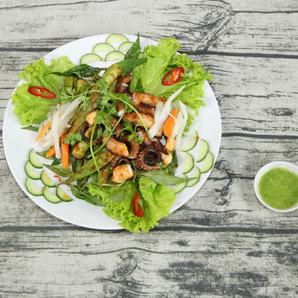 Bạch Tuộc Nướng Muối Ớt