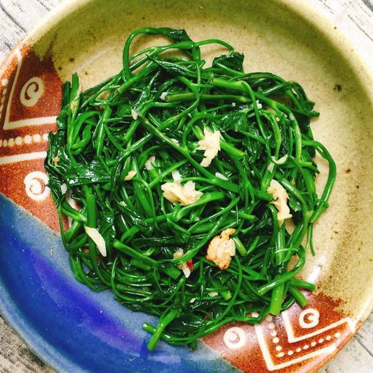 Rau Muống Xào Tỏi