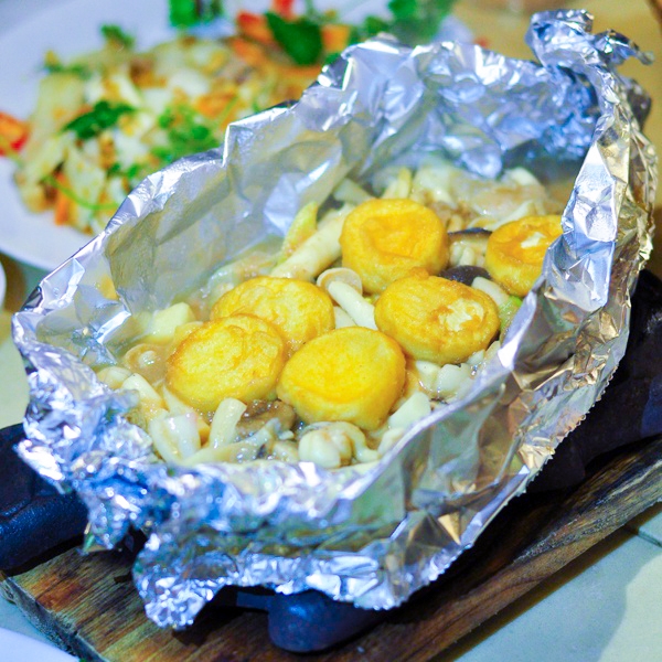 Tàu Hủ Khói Lửa Chay