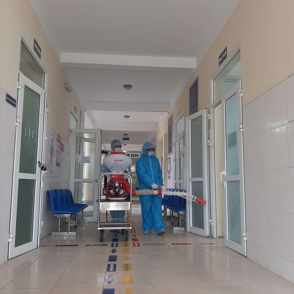 Bệnh viện đa khoa thị xã Sa Pa chấp hành nghiêm túc công tác kiểm soát, phòng và chống dịch.