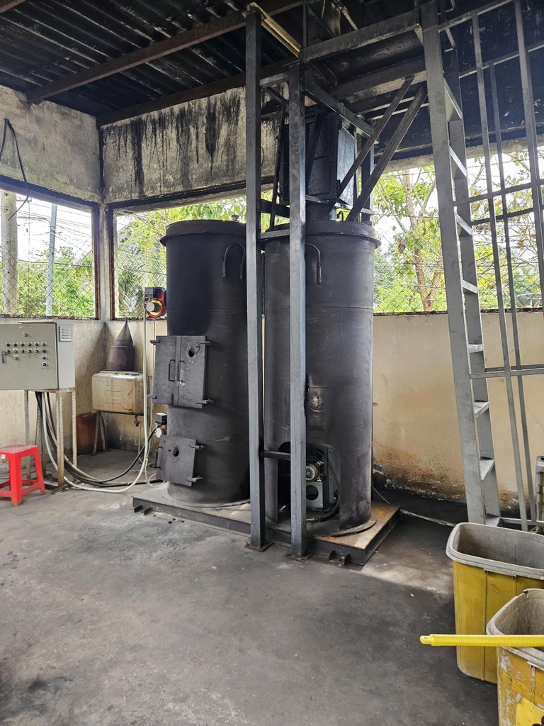 lò đốt rác y tế lây nhiễm