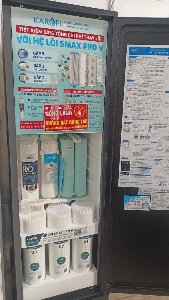 Hình lắp đặt thực tế máy lọc nước nóng lạnh Karofi KAD-D66S Pro