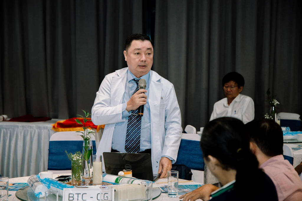 Hội nghị chuyên đề "Máy lọc nước điện giải ION Kiềm" 2024 cùng Robot