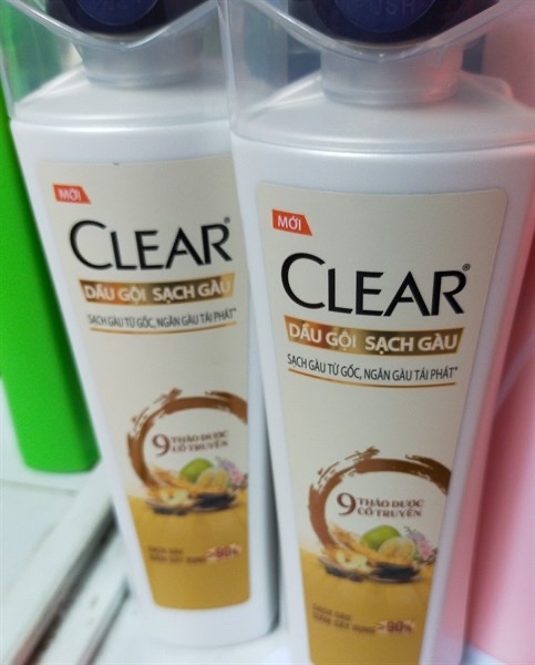 Dầu gội Clear 9 thảo dược 340g