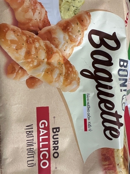 Bánh Bon vị bơ tỏi đút lò