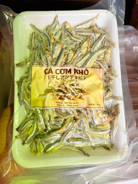 cá cơm đen 200g