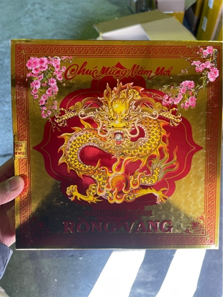 Bánh đậu xanh rồng vàng