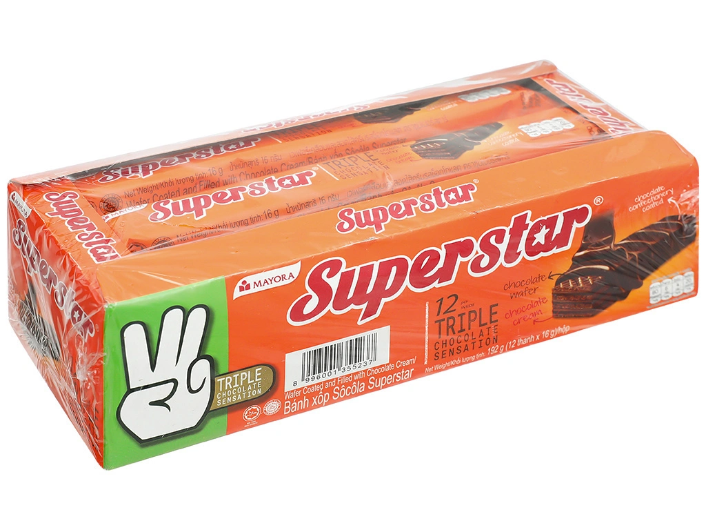 Bánh xốp phủ kem socola Superstar