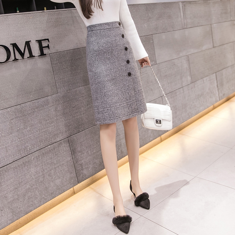 Váy kẻ sọc trắng đen nữ dài mùa hè 2019 phiên bản mới của Hàn Quốc