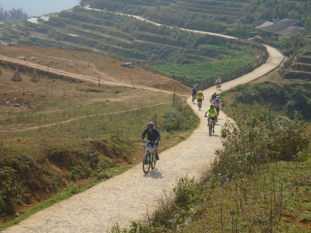 vietnam backroads bicycle tours