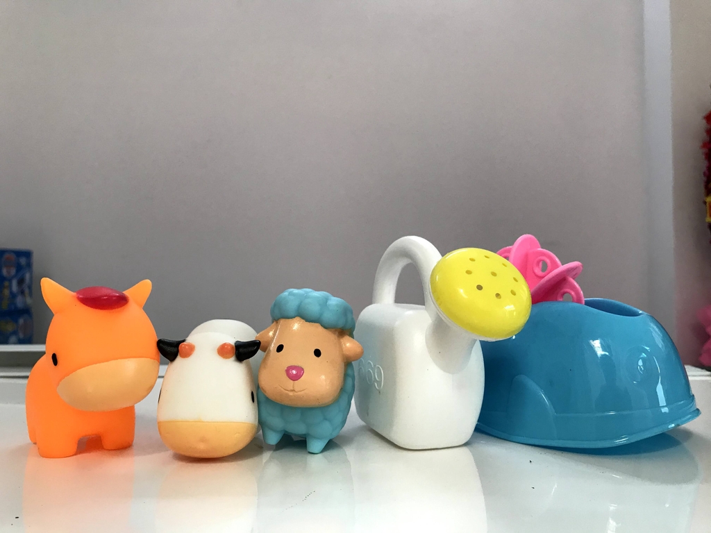 Hộp đồ chơi phòng tắm cho bé