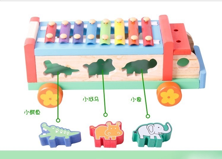 Xe đàn gỗ kèm thả động vật