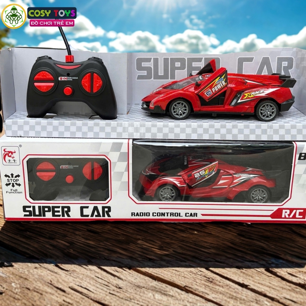 Đồ chơi xe thể thao xanh-đỏ có điều khiển 4 chiều và hai mở cánh bên hông xe cho bé