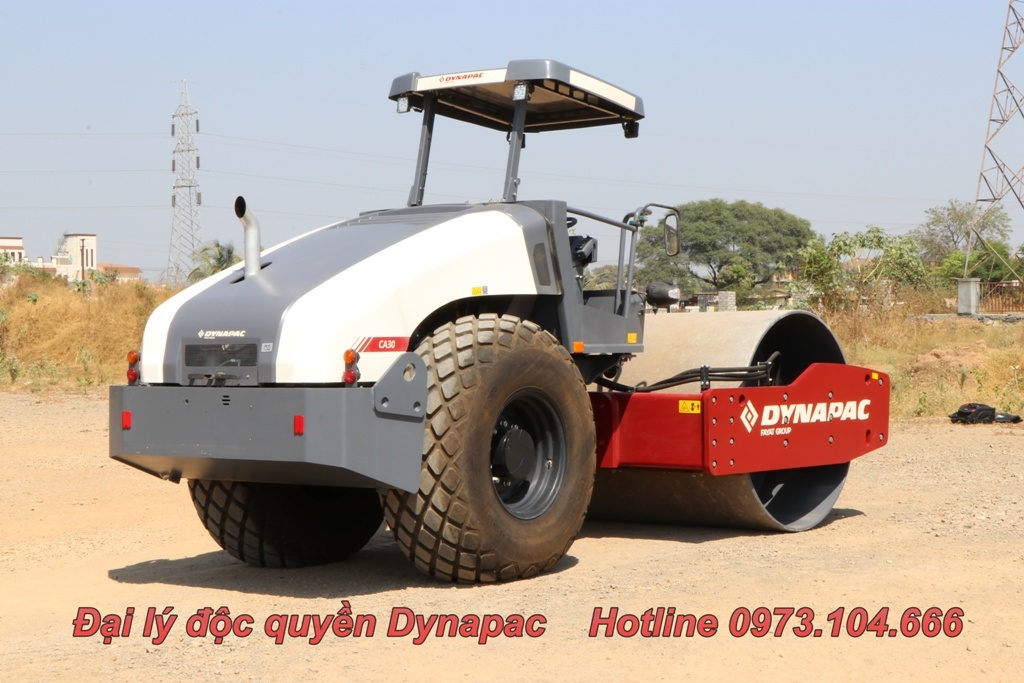 Xe Lu rung Dynapac CA30D