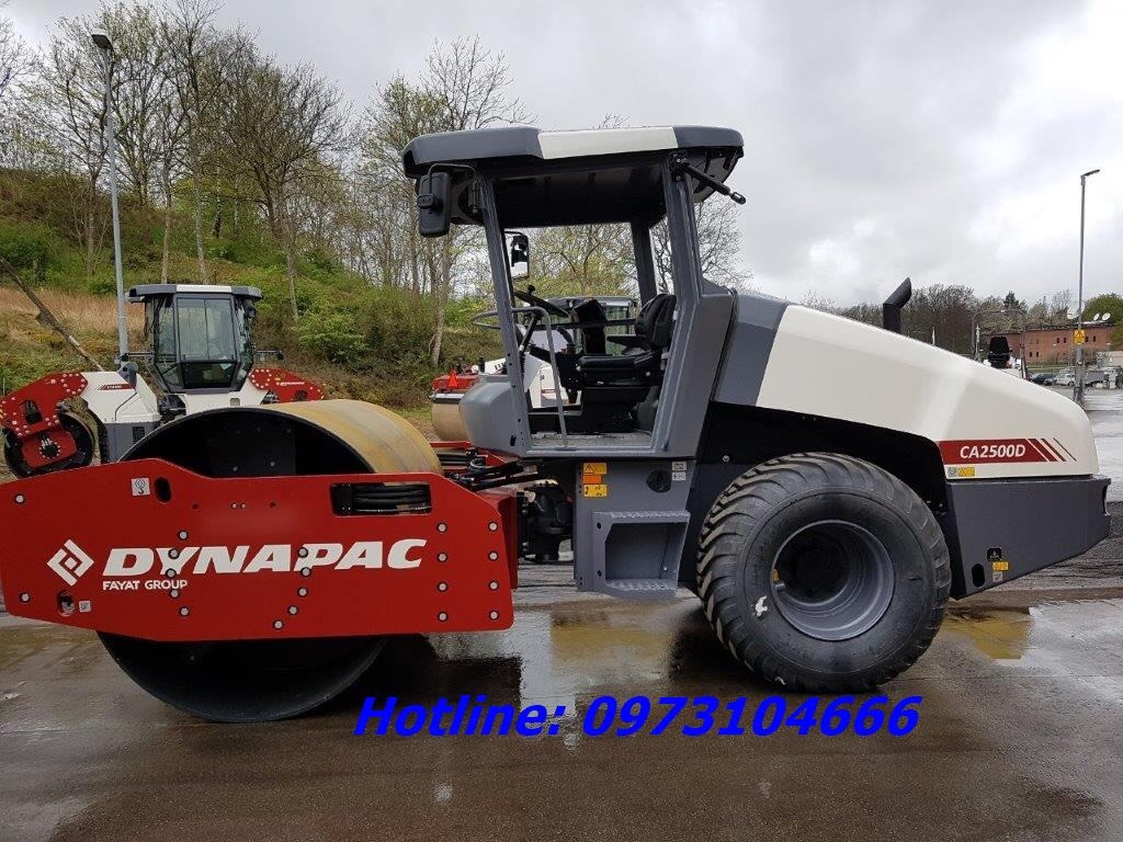 Lu rung Dynapac CA2500D