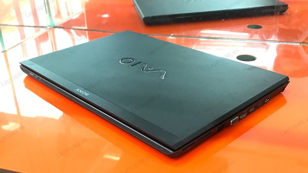 Laptop SONY VAIO full HD SVS1511AJ (Core i5-3210M/4GB/320GB Laptop SONY VAIO full HD SVS1511AJ (Core i5-3210M/4GB/320GB