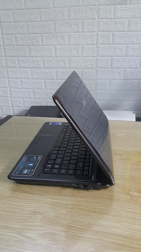 Laptop Asus A42F - Core i3 - Giải trí, chơi game - Asus A42F