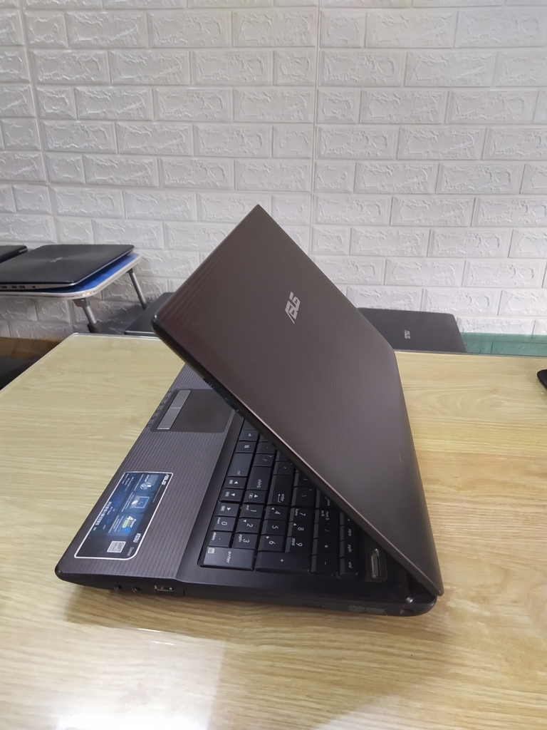 Laptop cũ Asus X53U - dùng văn phòng, học tập - Asus X53U