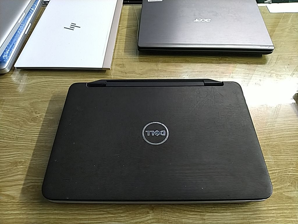Laptop dell Vostro 1440 ( i3 370 Ram 4gb HDD 320gb )