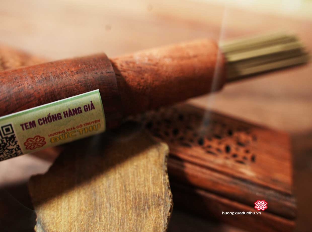 Nhang Trầm Không Tăm