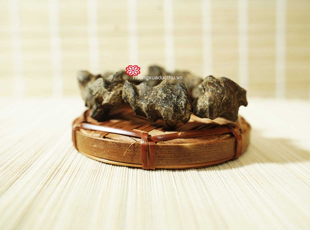 Vòng Trầm Đeo Tay Nam