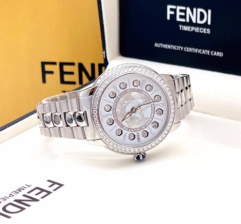 Đồng hồ Fendi Ishine Diamond Watch