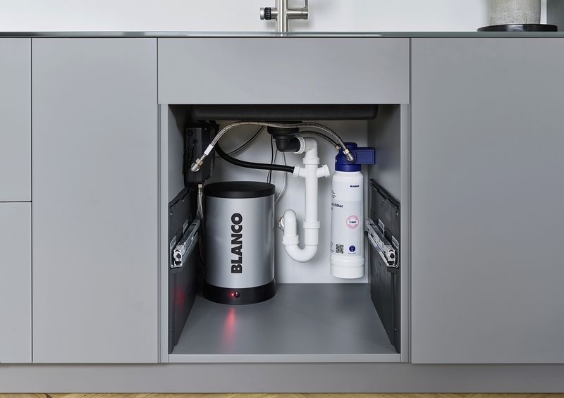 Vòi rửa bát 4-in-1 tích hợp lọc nước và đun nước nóng Blanco Evol-S PRO Hot & Filtersystem 447mm satin gold (527428)