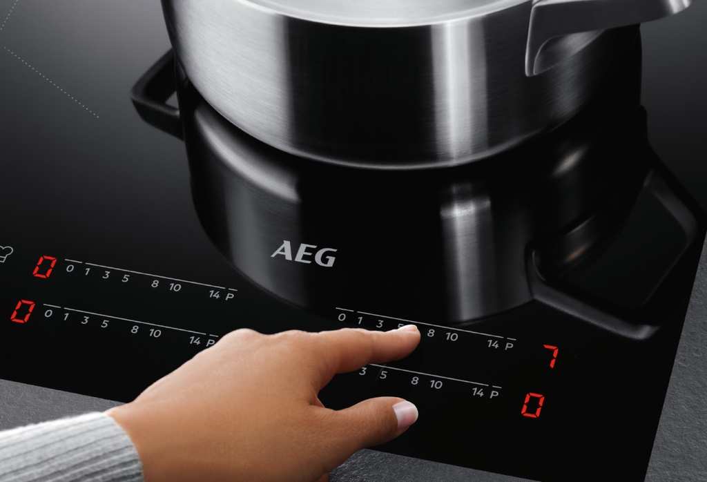 Bếp từ AEG AEG IKE64450IB
