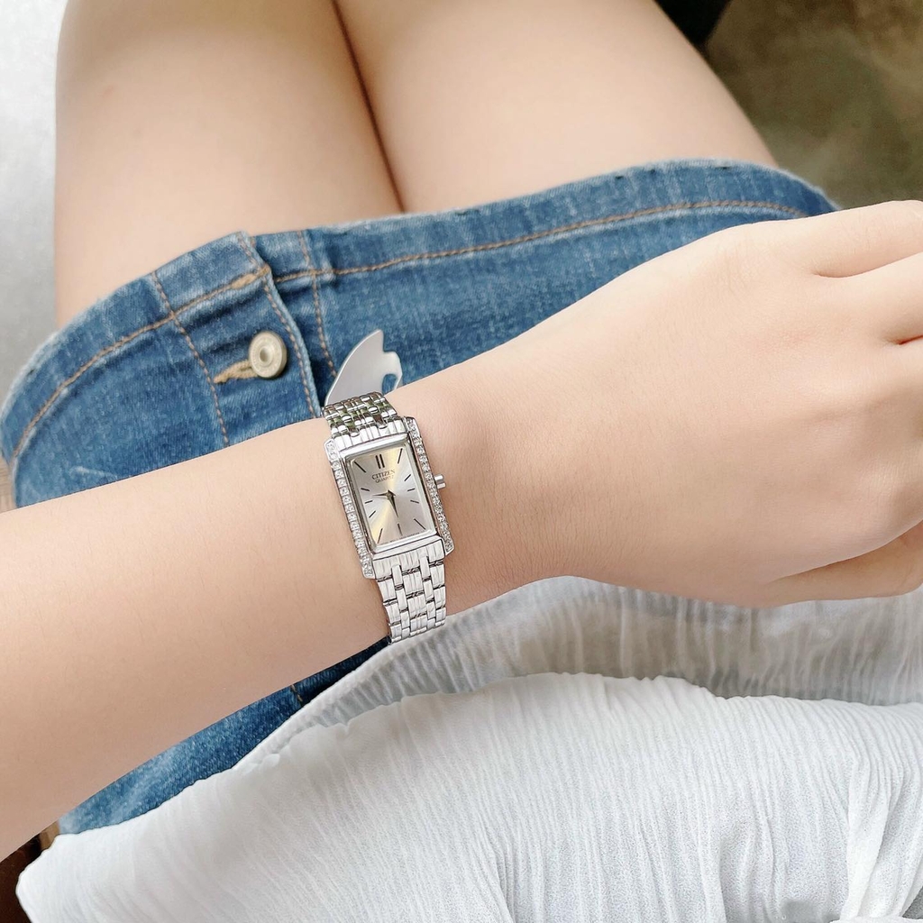 Đồng hồ Citizen Women's Quartz Silver-Tone