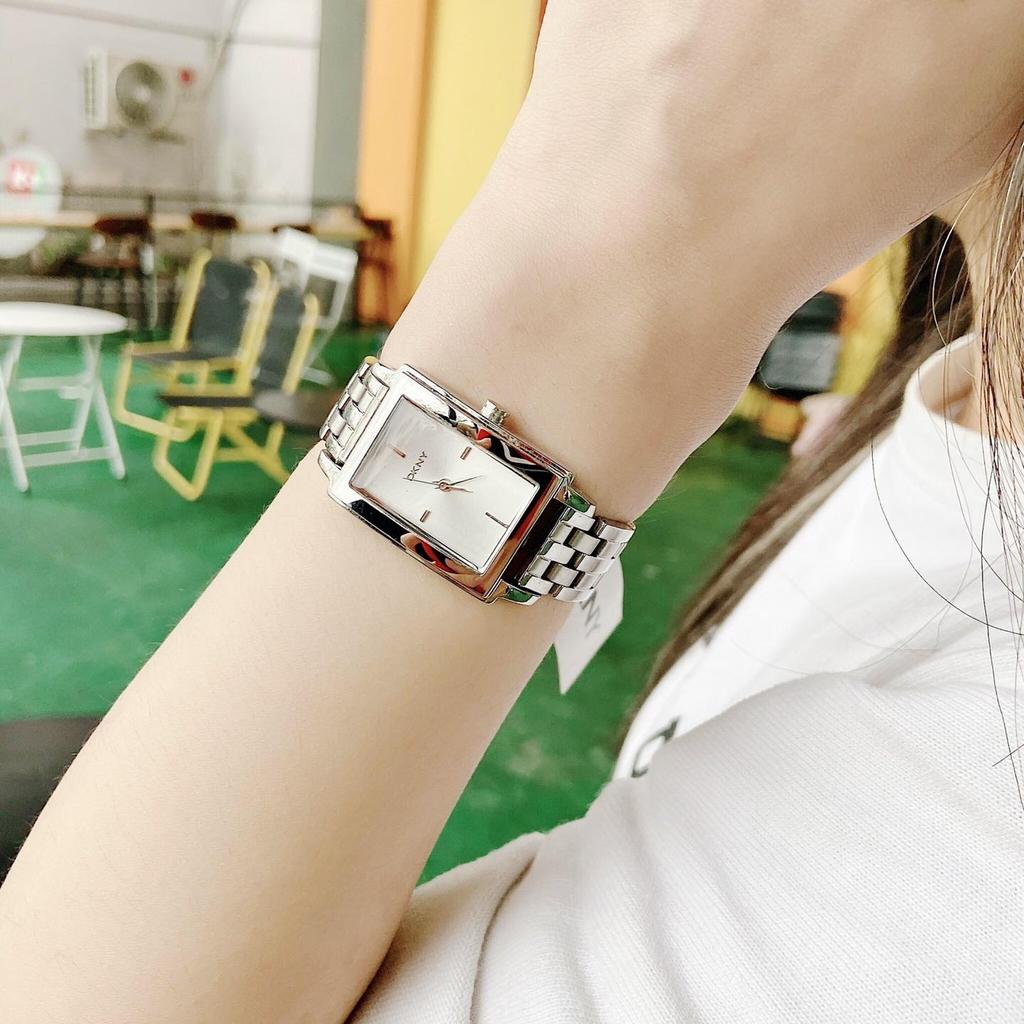 Đồng hồ DKNY