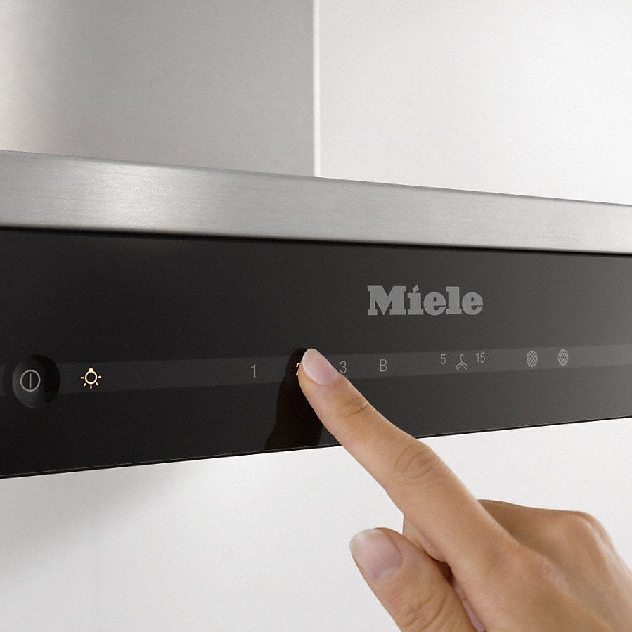 Hút mùi áp tường Miele DA 6690 W