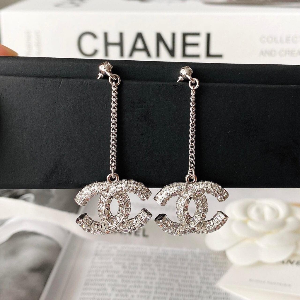 Khuyên tai Chanel CC Earings