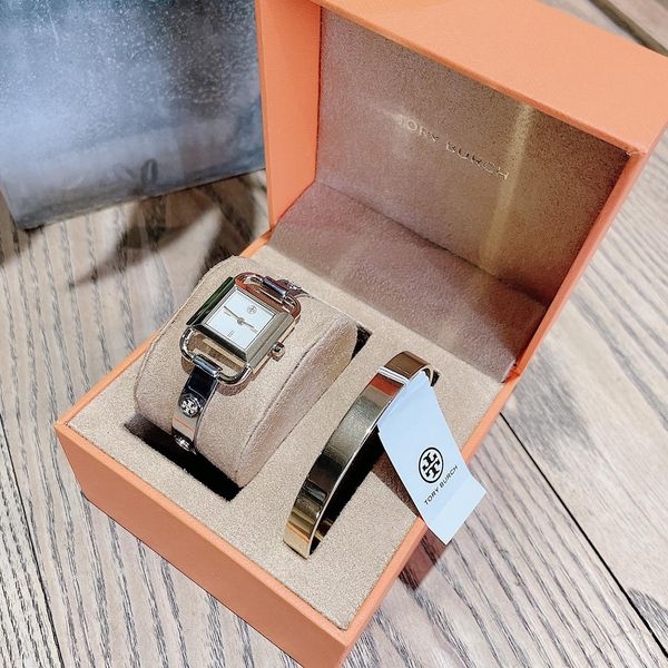 Set đồng hồ Tory Burch kiềng