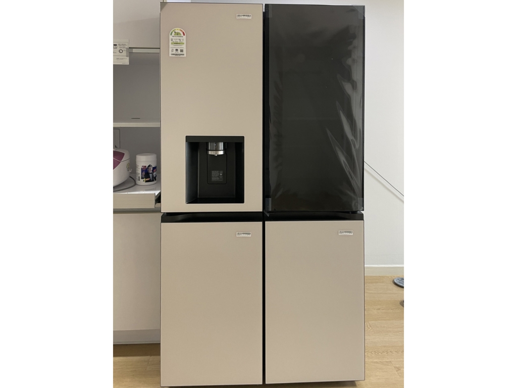 Tủ lạnh Side by Side LG Dios W822GBB452 820L - Màu Be/Be