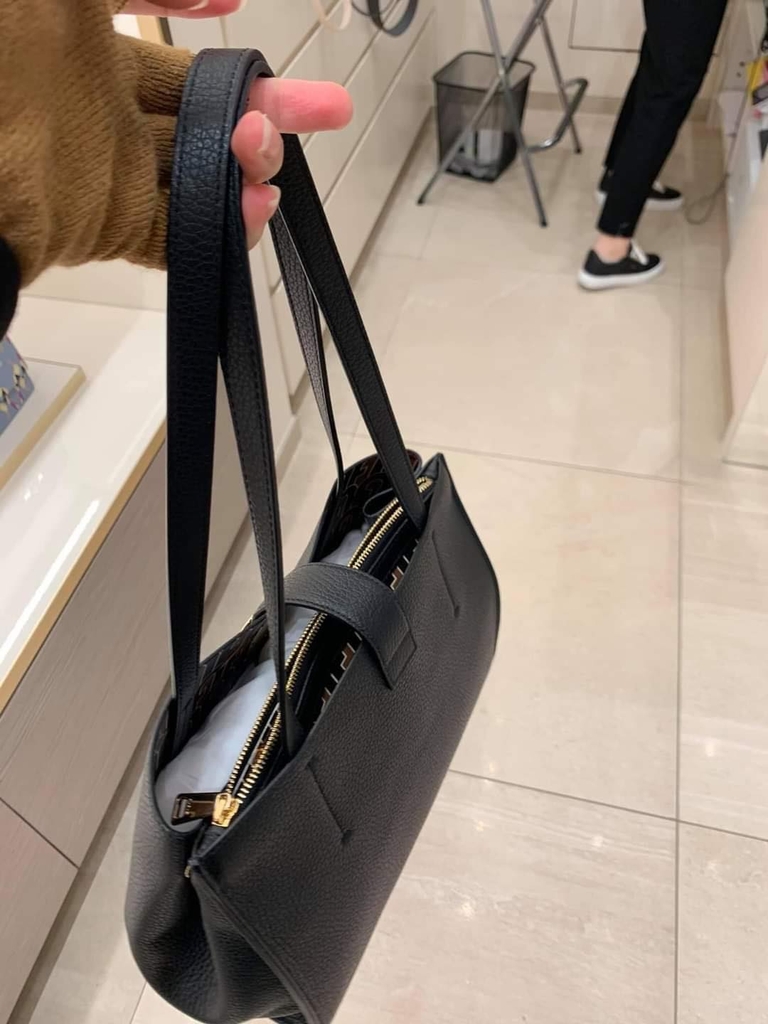 Túi Furla Sofia tote