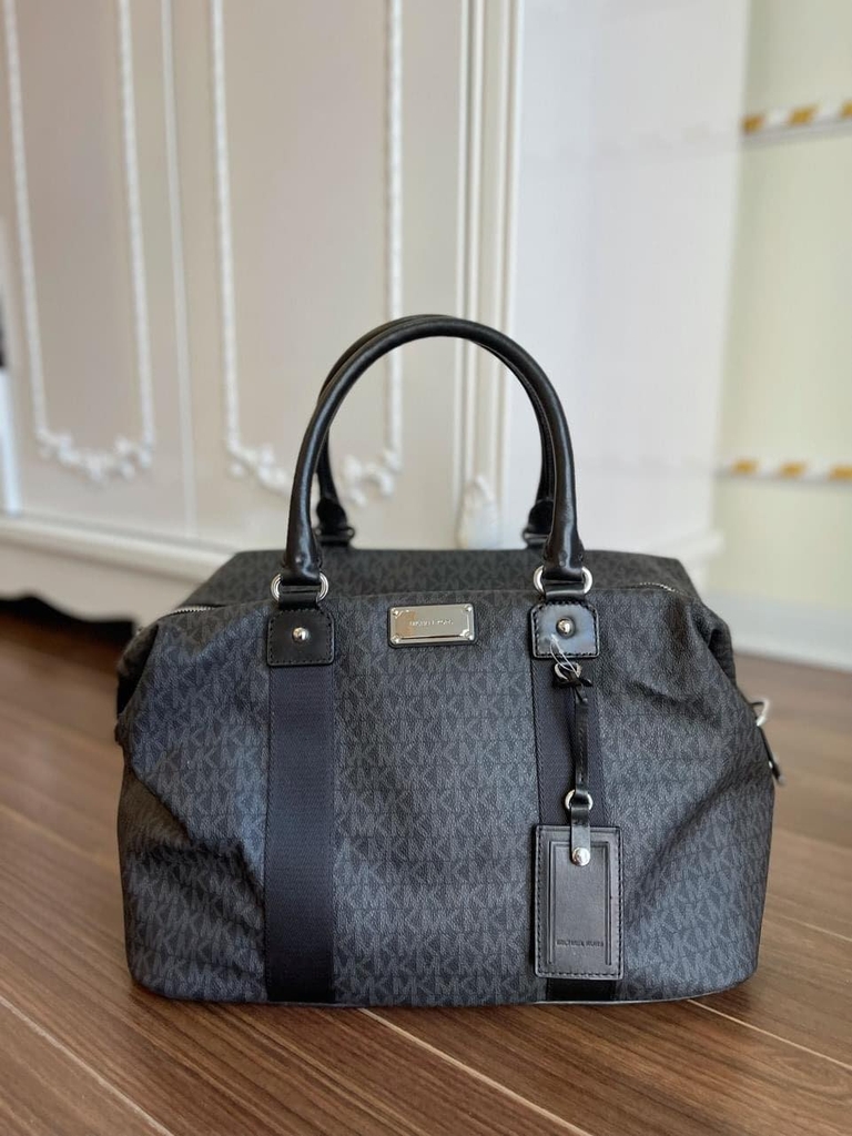 Túi xách nữ Michael Kors màu đen MK Sloan Large Quilted Leather Shoulder Bag