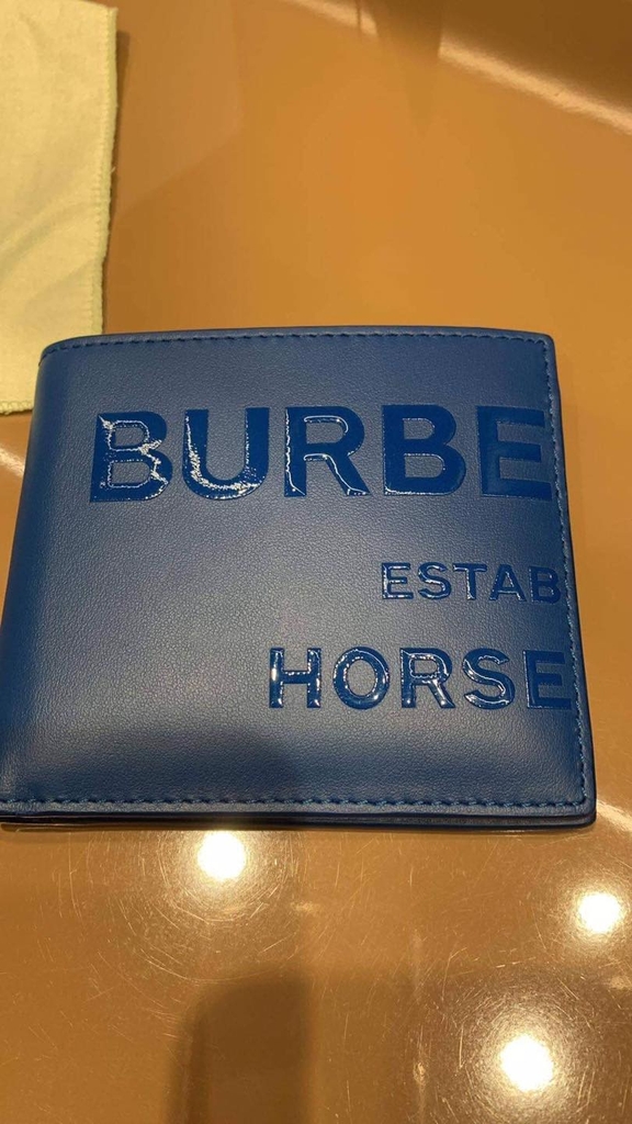 Ví Burberry