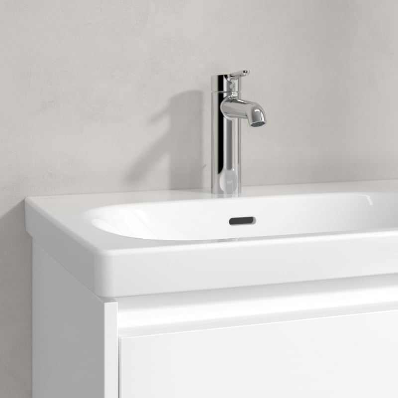 Lavabo treo tường Villeroy & Boch Skyla, màu trắng .