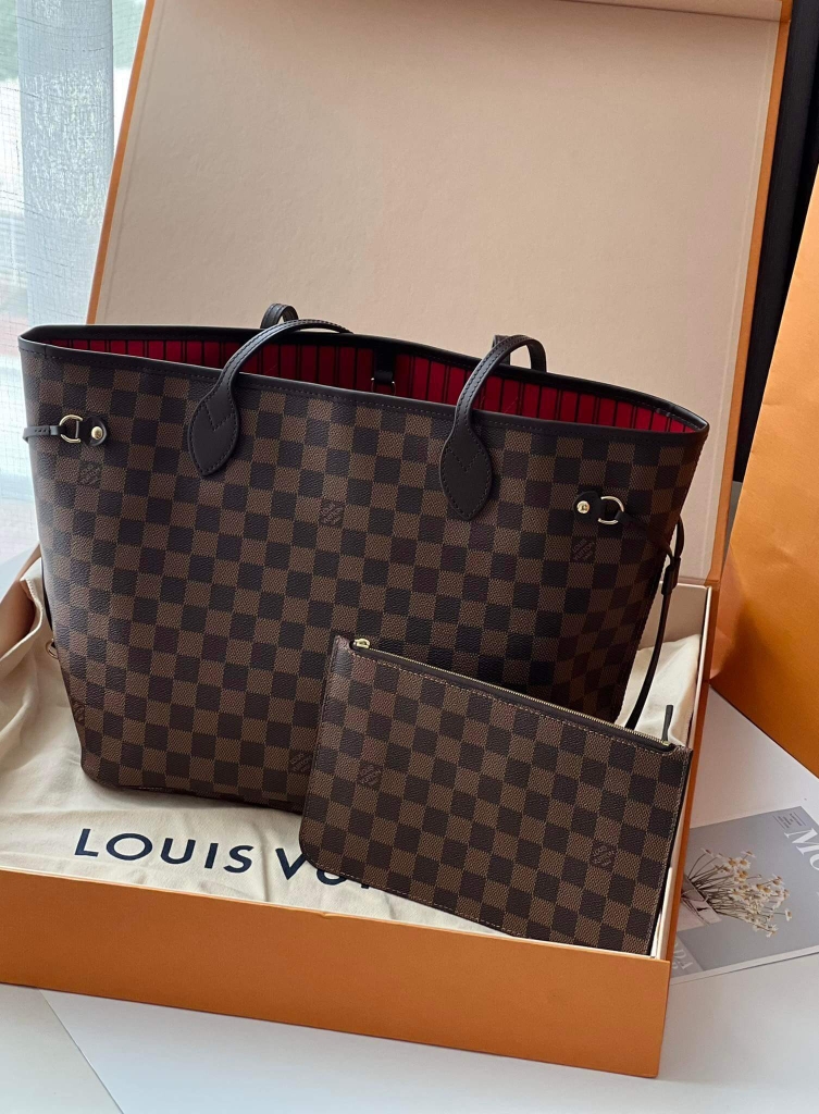Louis Vuitton Neverfull MM