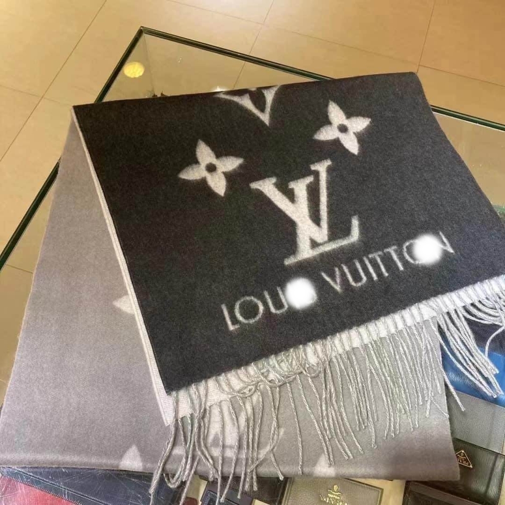 Khăn Louis Vuitton M71040 Cashmere