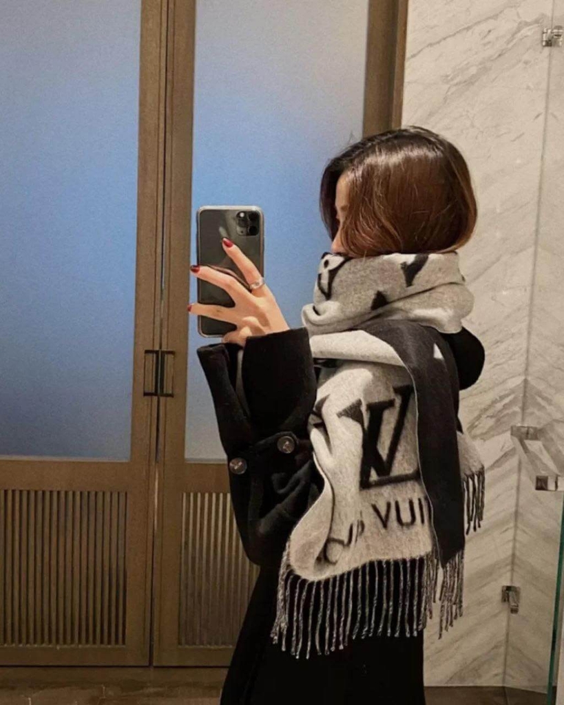 Khăn Louis Vuitton M71040 Cashmere