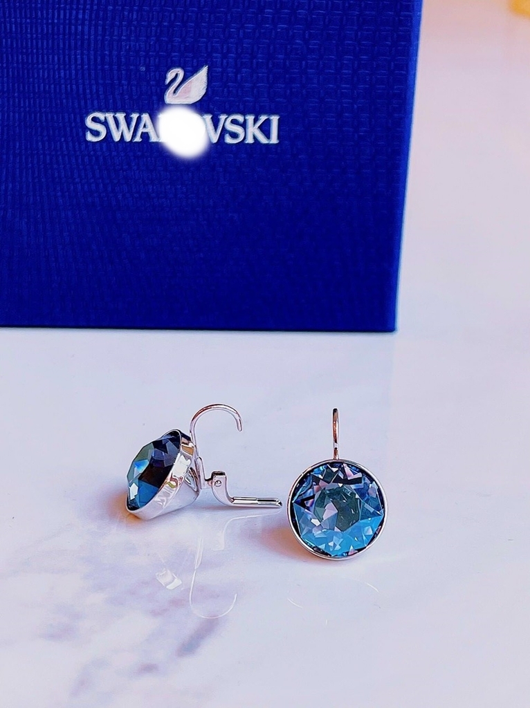 Khuyên tai Swarovski