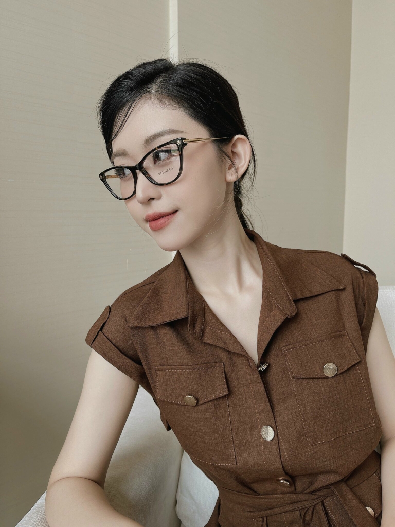 Gọng cận Versace