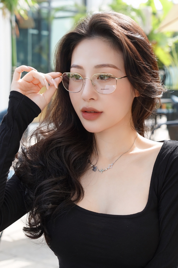 Gọng cận Burberry