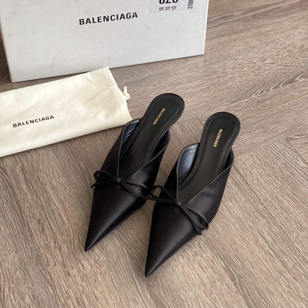 Sục nữ Balenciaga