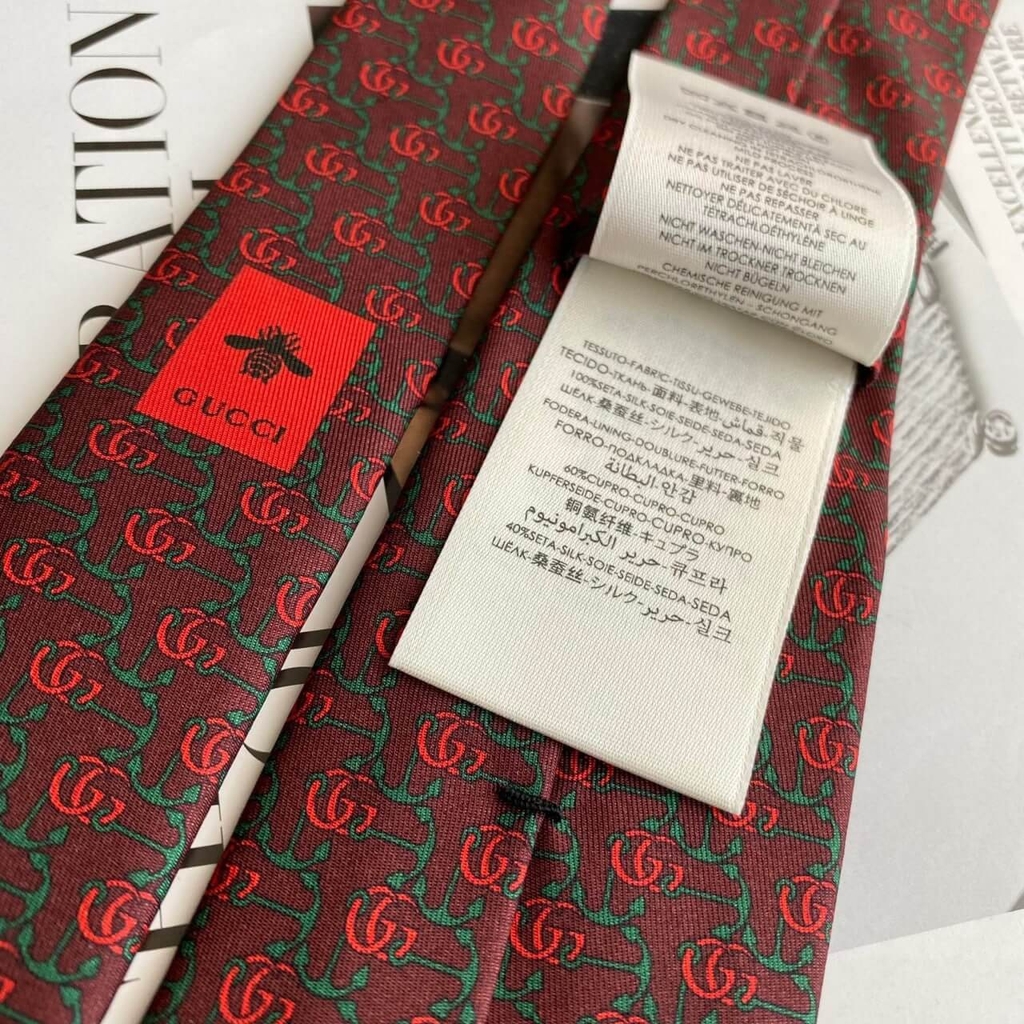 Cà vạt Gucci