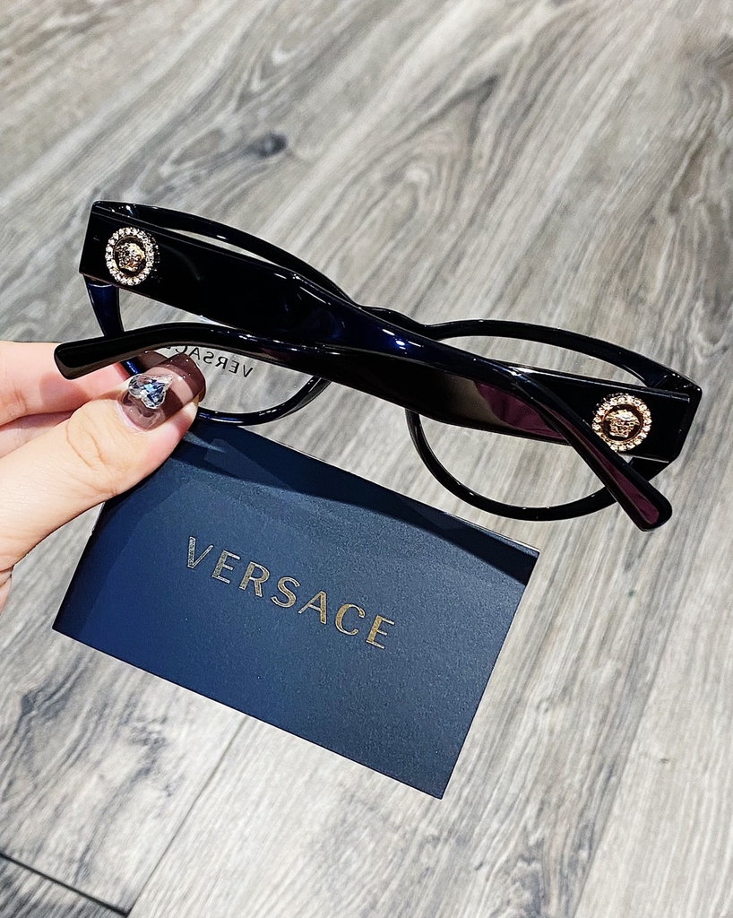 Gọng cận Versace