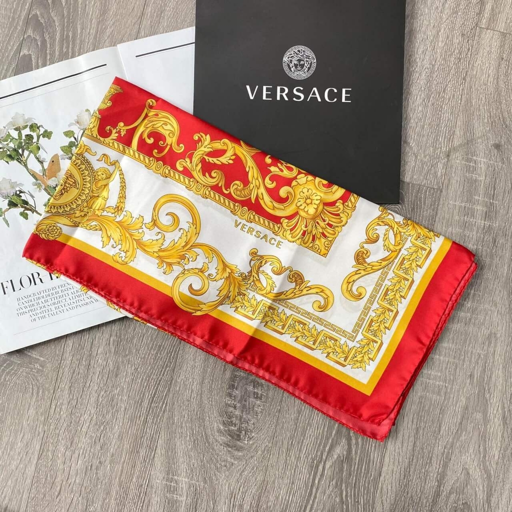 Khăn Versace