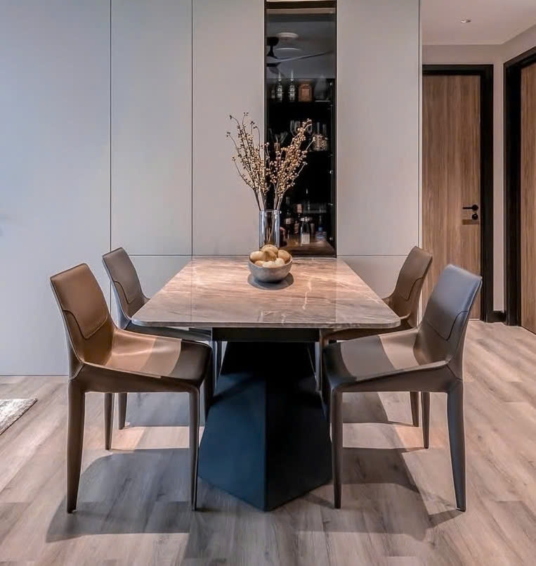 Bàn Ăn 4 Ghế Mặt Đá 2475S