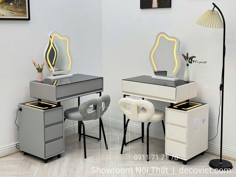 Bàn Phấn Nhỏ Gọn 131S